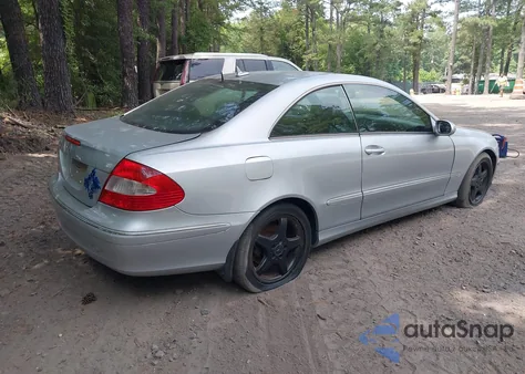 2007 Mercedes-Benz Clk 350 z USA, uszkodzony, nr VIN WDBTJ56HX7F209756